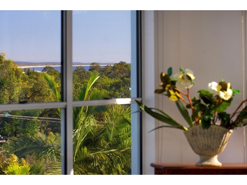 44 Arkana Drive, Noosa Heads QLD 4567