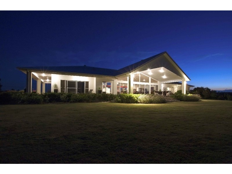 92 Cooroy Mountain Road, Cooroy QLD 4563