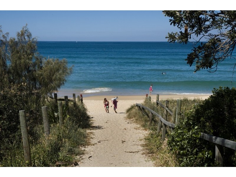 24 Yerranya Row, Yaroomba QLD 4573