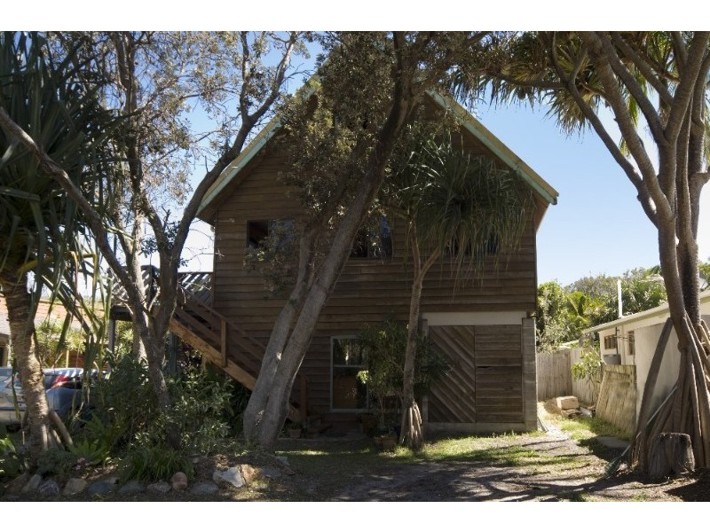 24 Yerranya Row, Yaroomba QLD 4573