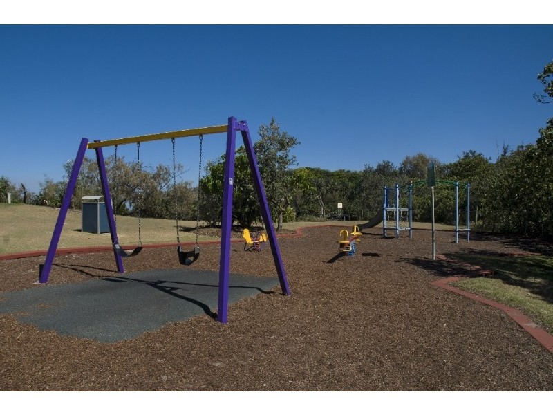 24 Yerranya Row, Yaroomba QLD 4573