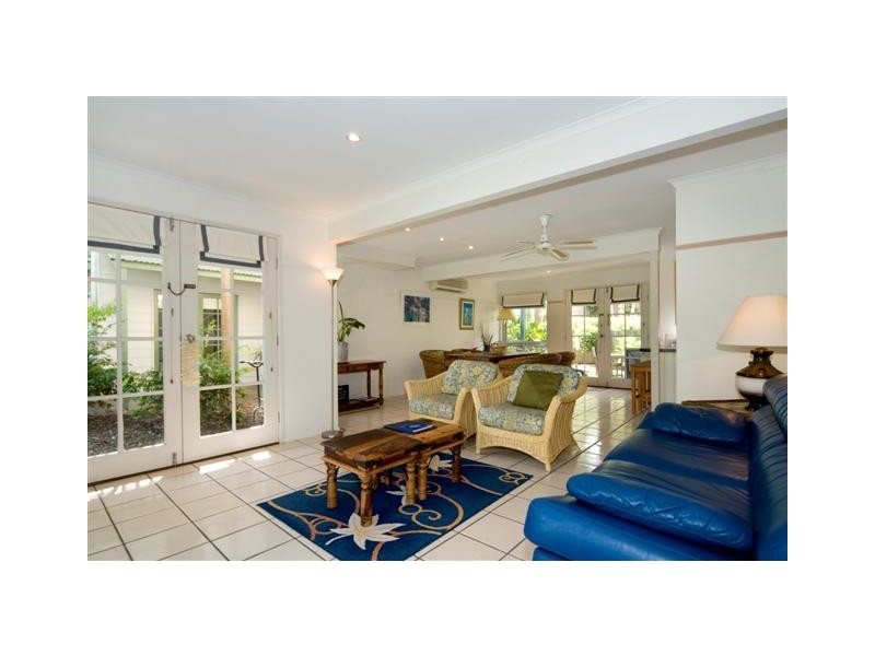 5/12 Robert Street, Noosaville QLD 4566