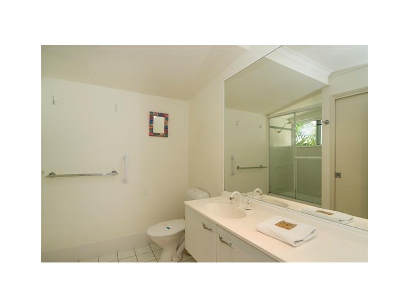 5/12 Robert Street, Noosaville QLD 4566