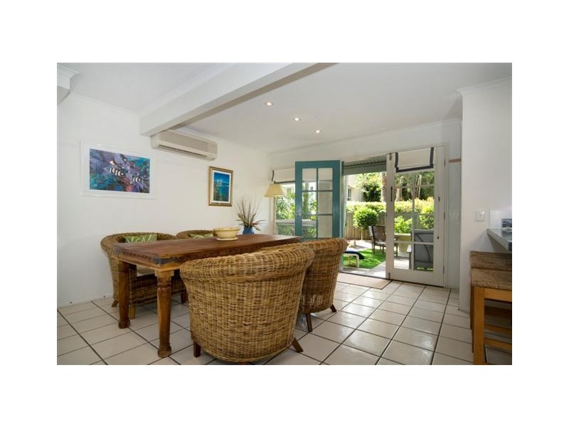5/12 Robert Street, Noosaville QLD 4566