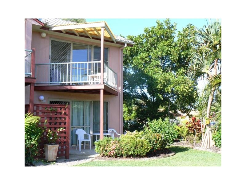 106/24 Lake Weyba Drive, Noosaville QLD 4566