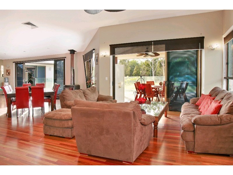 25 Yatama Place, Cooroibah QLD 4565