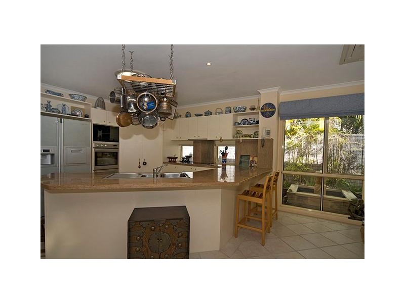 9 Oceanmist Court, Noosaville QLD 4566