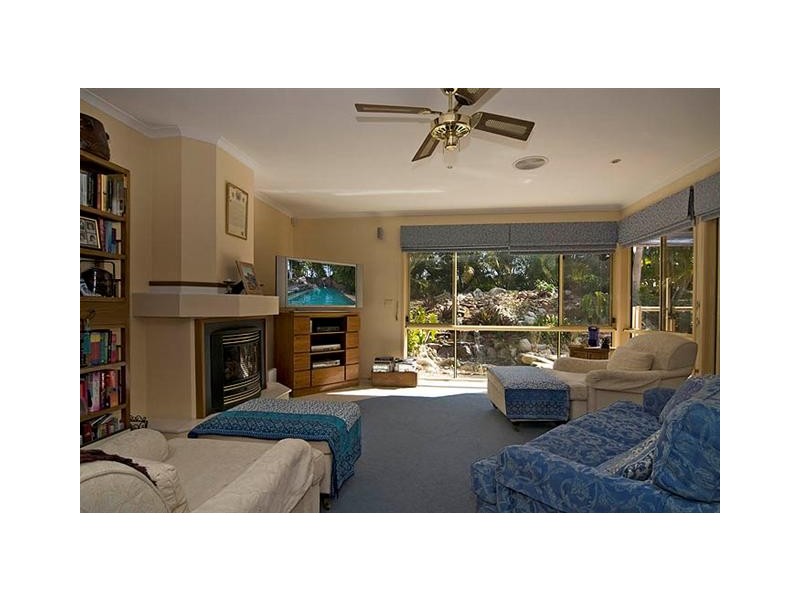 9 Oceanmist Court, Noosaville QLD 4566