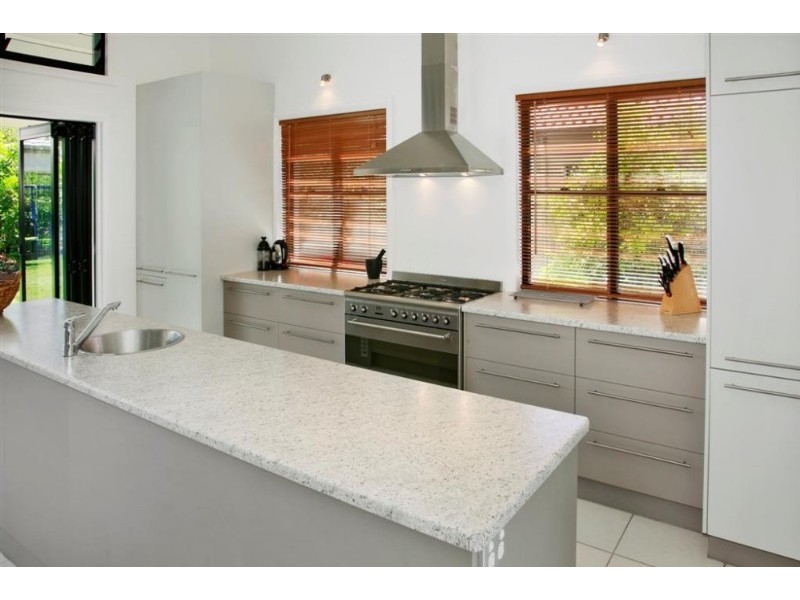 22 Shipyard Court, Noosaville QLD 4566