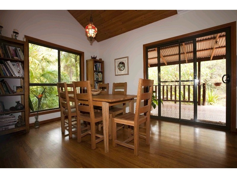 28 Gilson Road, Cootharaba QLD 4565