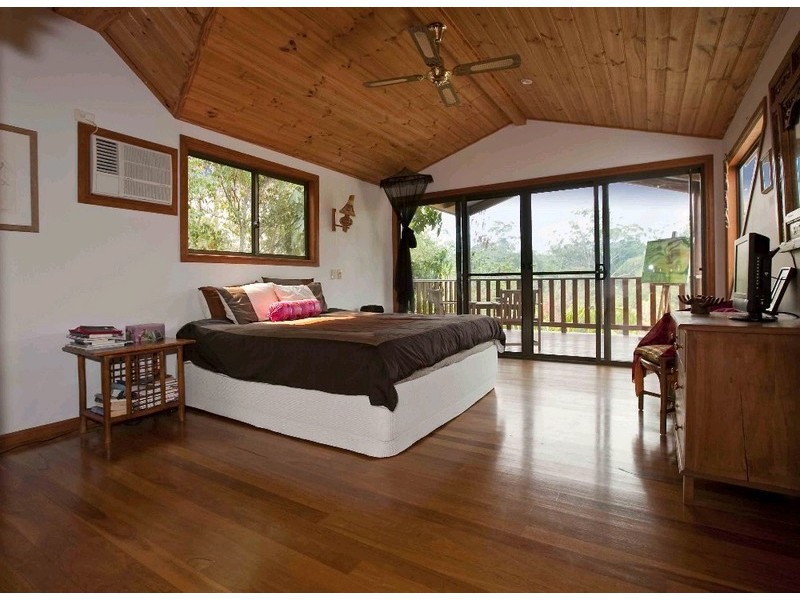 28 Gilson Road, Cootharaba QLD 4565