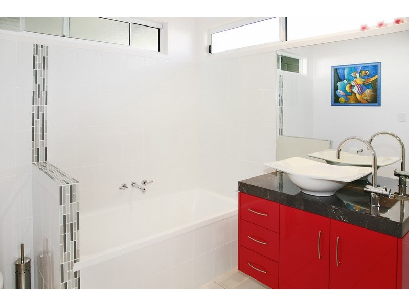 2 Bowden Court, Tewantin QLD 4565