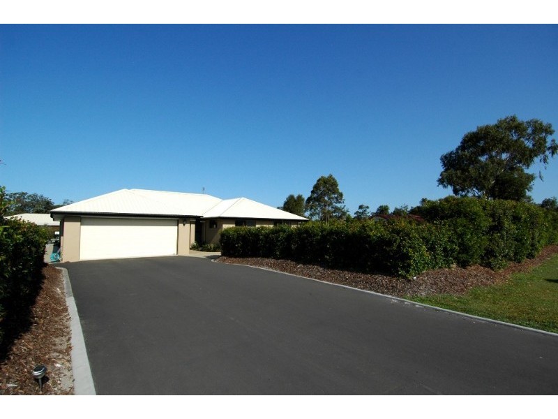 40 Edington Drive, Cooroibah QLD 4565