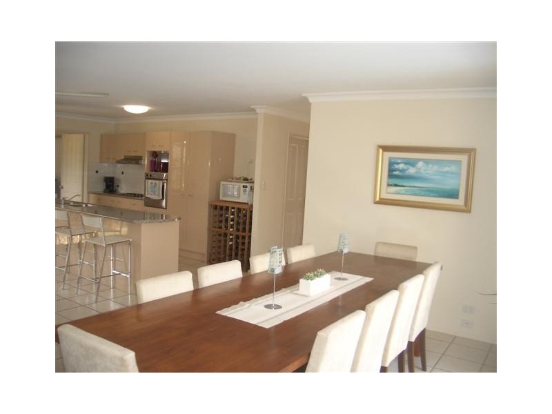 11 Sands Avenue, Noosaville QLD 4566