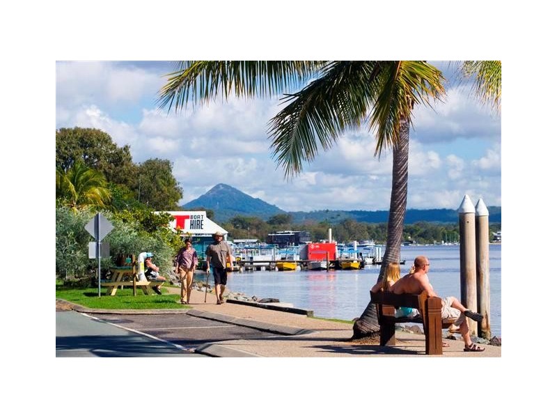 11 Sands Avenue, Noosaville QLD 4566