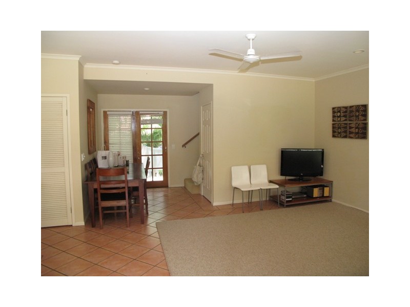 3/9 Lipton Street, Sunrise Beach QLD 4567