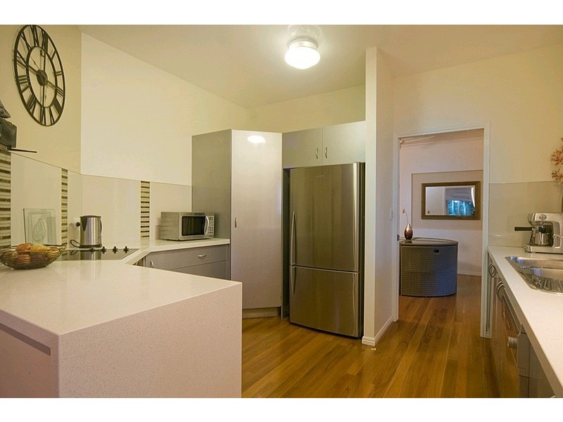 16 Eagle Farm Close, Doonan QLD 4562