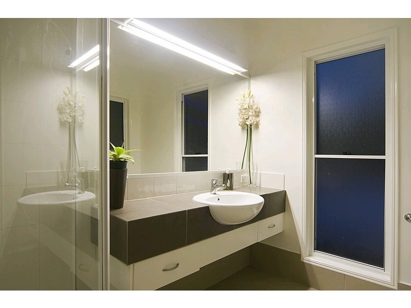 16 Eagle Farm Close, Doonan QLD 4562