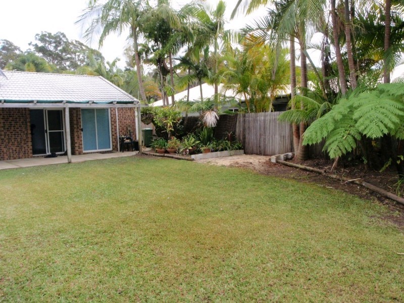 25 Yellowood Close, Tewantin QLD 4565