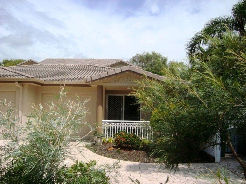 1/61 Southern Cross Parade, Sunrise Beach QLD 4567