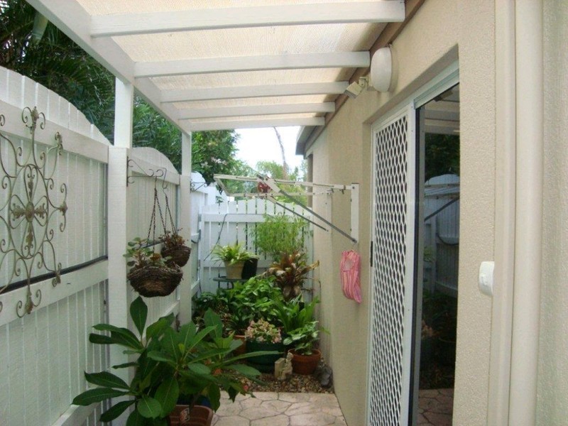 1/61 Southern Cross Parade, Sunrise Beach QLD 4567