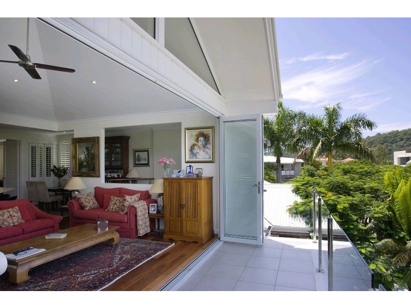 6 Wesley Court, Noosa Heads QLD 4567