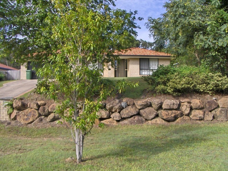 4 Applegum Street, Noosaville QLD 4566