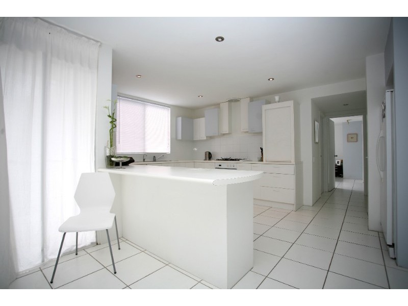 7 Rainbow Crescent, Sunrise Beach QLD 4567