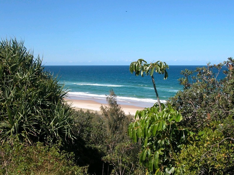 4 Shamrock Court, Sunrise Beach QLD 4567