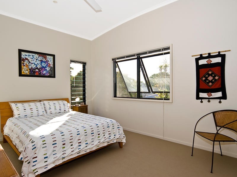 4 Shamrock Court, Sunrise Beach QLD 4567