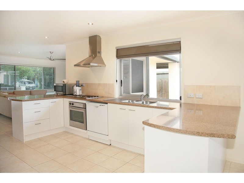 12 Darnley Street, Tewantin QLD 4565