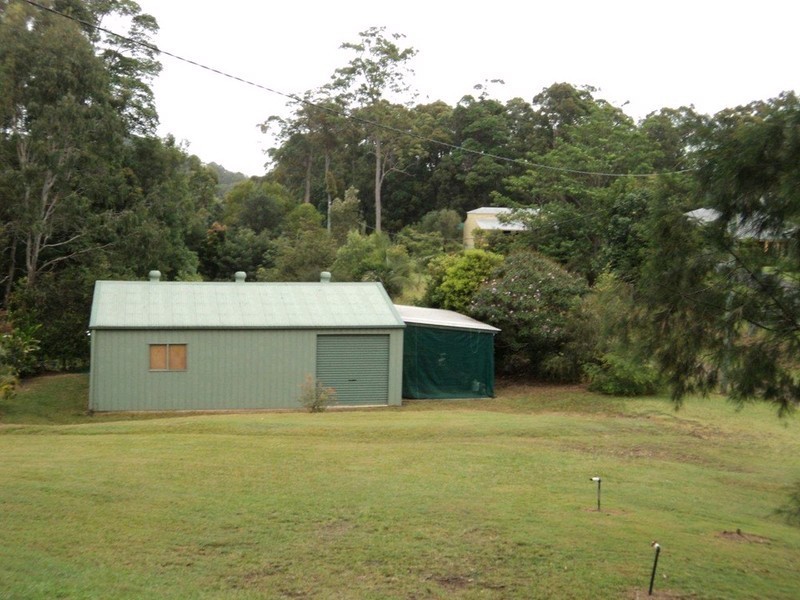 35 Mackay Court, Tinbeerwah QLD 4563