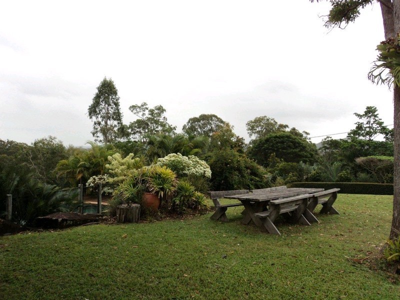 35 Mackay Court, Tinbeerwah QLD 4563