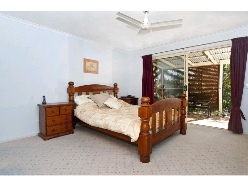 20 Mackay Court, Tinbeerwah QLD 4563