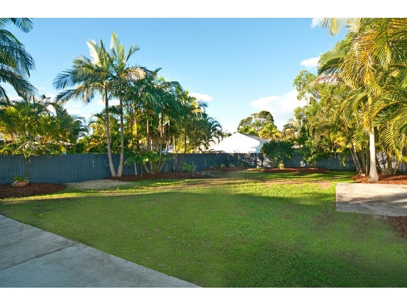 25 Yellowood Close, Tewantin QLD 4565