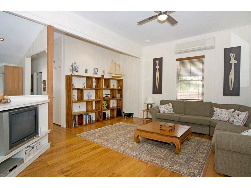 115 Memorial Drive, Eumundi QLD 4562