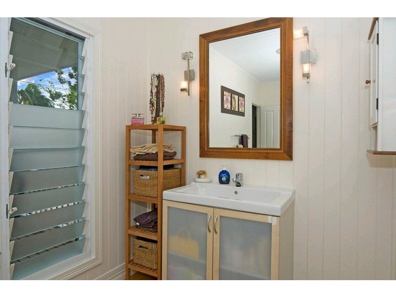 115 Memorial Drive, Eumundi QLD 4562