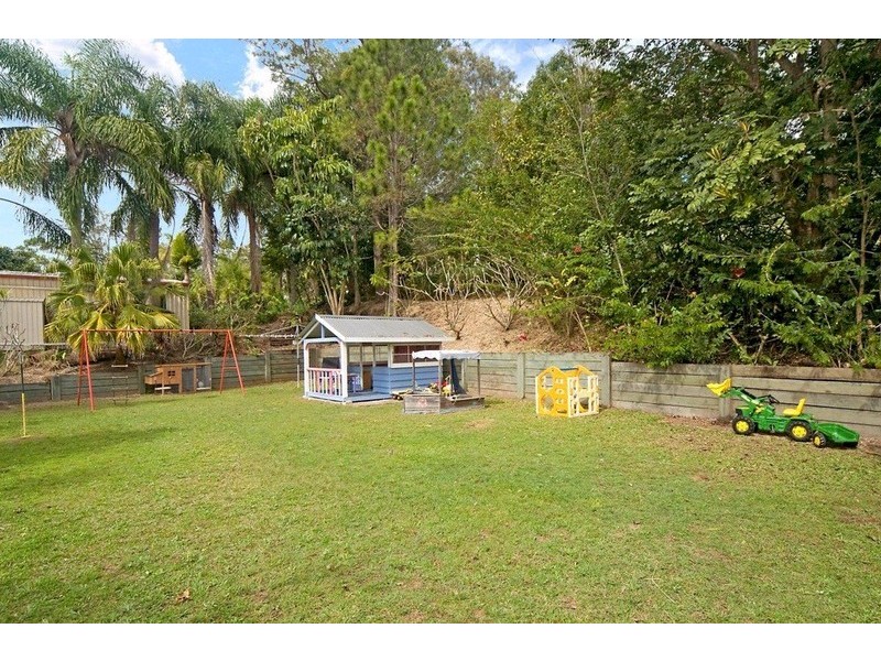 115 Memorial Drive, Eumundi QLD 4562