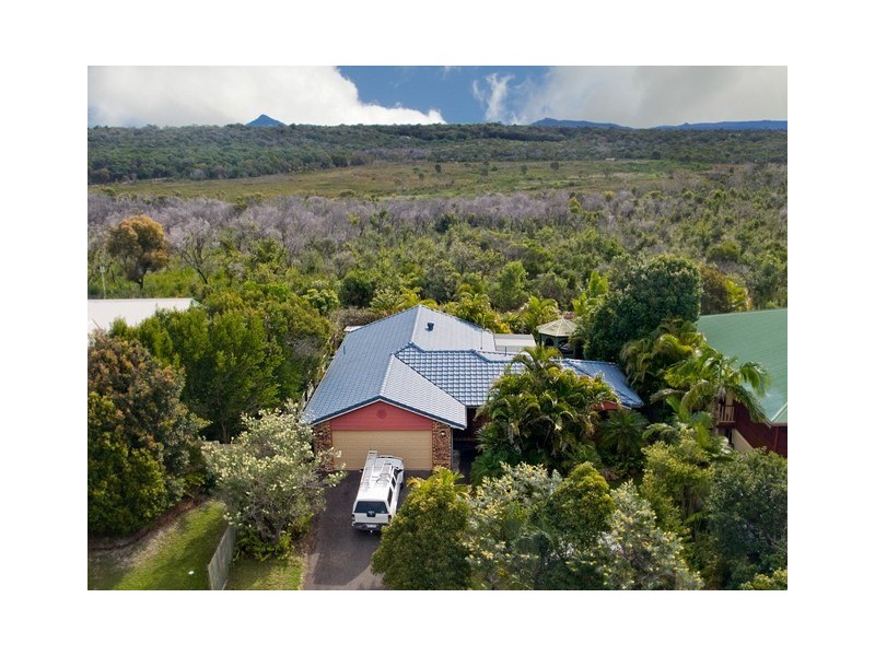 16 Stardust Court, Sunrise Beach QLD 4567