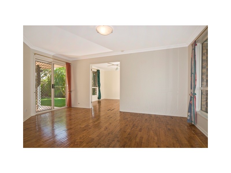 16 Stardust Court, Sunrise Beach QLD 4567