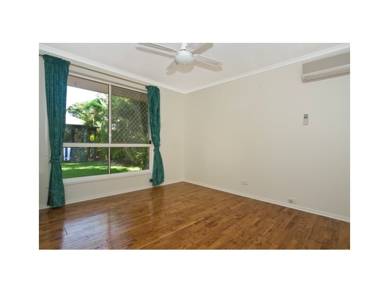 16 Stardust Court, Sunrise Beach QLD 4567