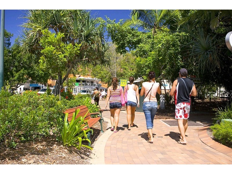 11 Habitat Place, Noosa Heads QLD 4567