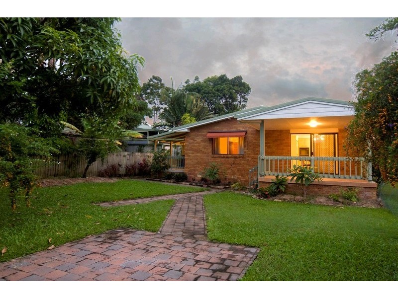 12 Hilton Terrace, Tewantin QLD 4565