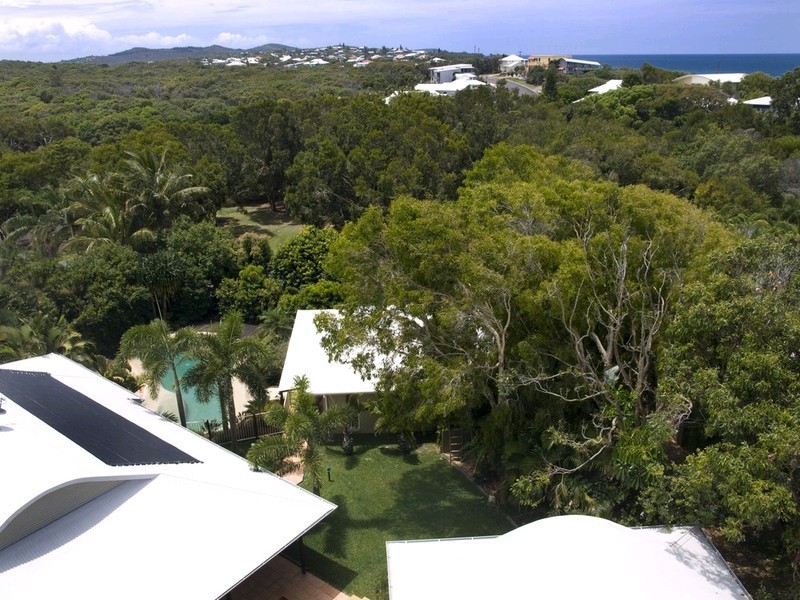 9 Daybreak Court, Castaways Beach QLD 4567
