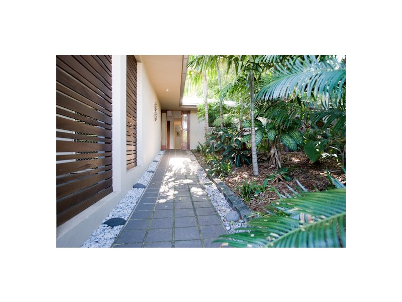 90 Pacific Avenue, Sunshine Beach QLD 4567