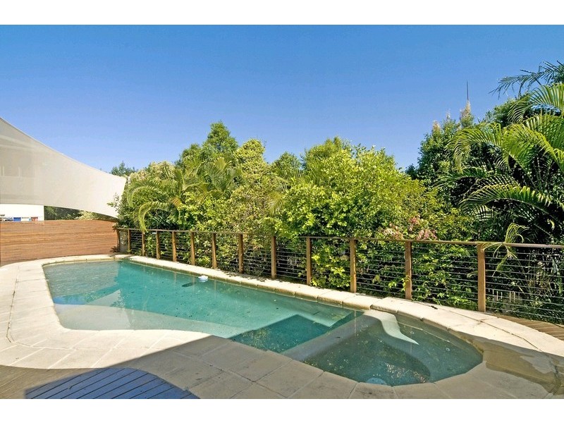 8 Liberty Place, Sunrise Beach QLD 4567