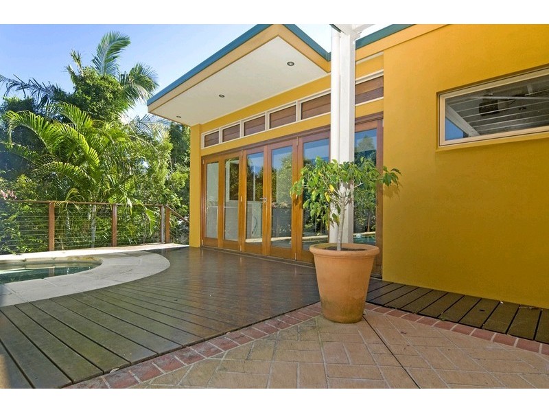 8 Liberty Place, Sunrise Beach QLD 4567