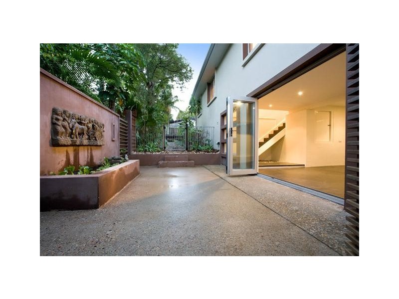 4 Duke Street, Sunshine Beach QLD 4567