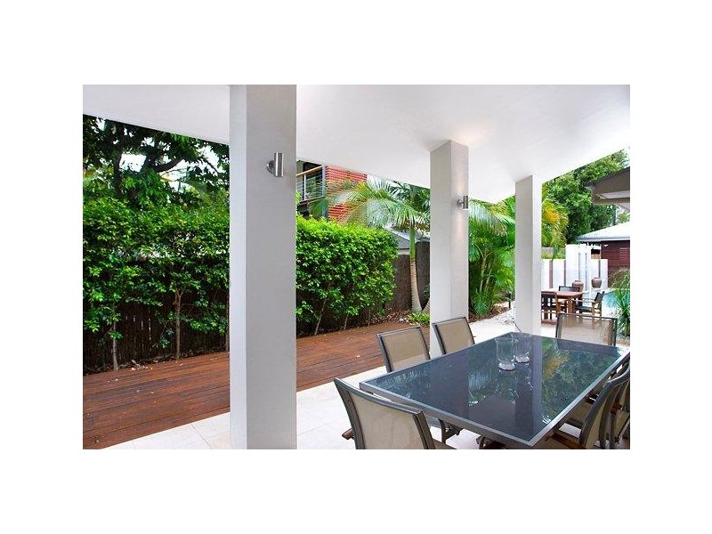 43 Pacific Avenue, Sunshine Beach QLD 4567
