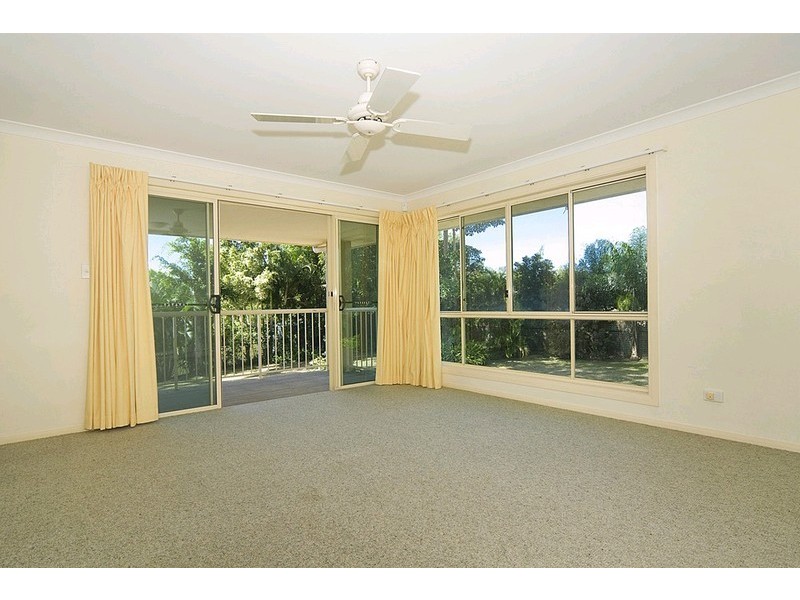 4 Noosa Banks Drive, Tewantin QLD 4565